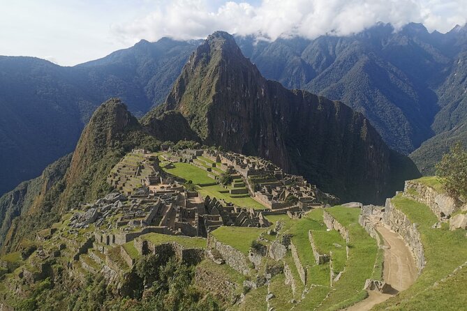 2-Day Tour in Sacred Valley and Machu Picchu from Cusco - Who should choose this tour