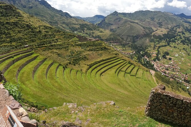 2-Day Tour: Sacred Valley & Machu Picchu – All Tickets Included - The Urubamba buffet break