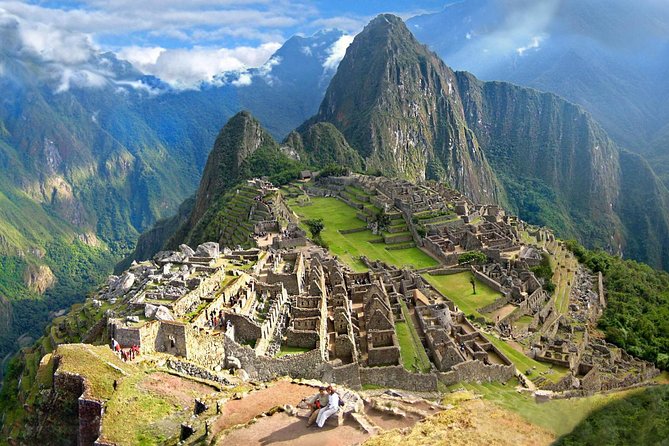 2 Day - Tour to Machu Picchu from Cusco - Group Service - Day 2: Morning at Machu Picchu