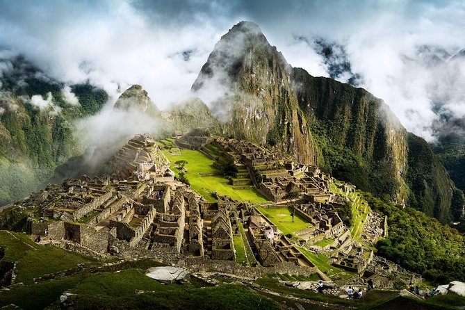 2 Day - Tour to Machu Picchu from Cusco - Group Service - Day 1: From Cusco to the Hot Springs Town