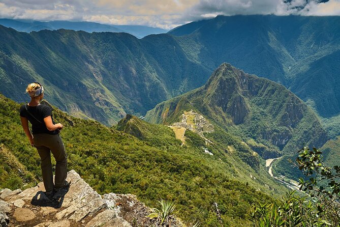 2 Days Machu Picchu Tour from Cusco - The train ride to Aguas Calientes