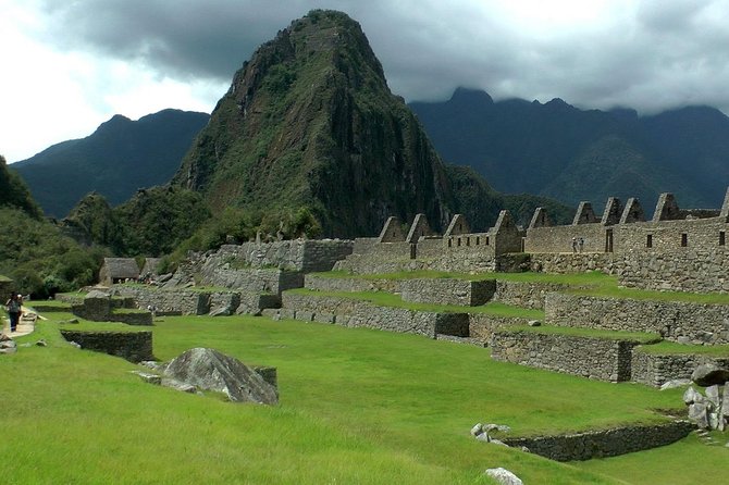 2 Days : Sacred Valley Conection Machu Picchu || Private Tour || - Lunch, train, and the ride back to Cusco