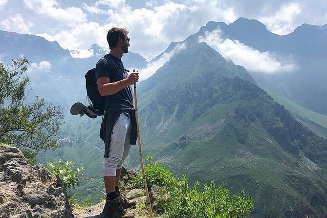 3-Day Colca Canyon trek with Professional Guide - Day one: condors, canyon walls, and a steep descent