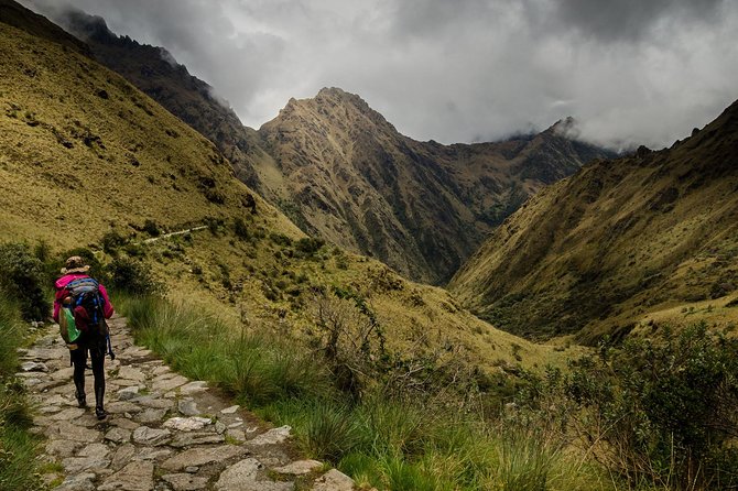 4 Day Classic Inca Trail to Machu Picchu by 360° Train - Day four: the Sun Gate and Machu Picchu