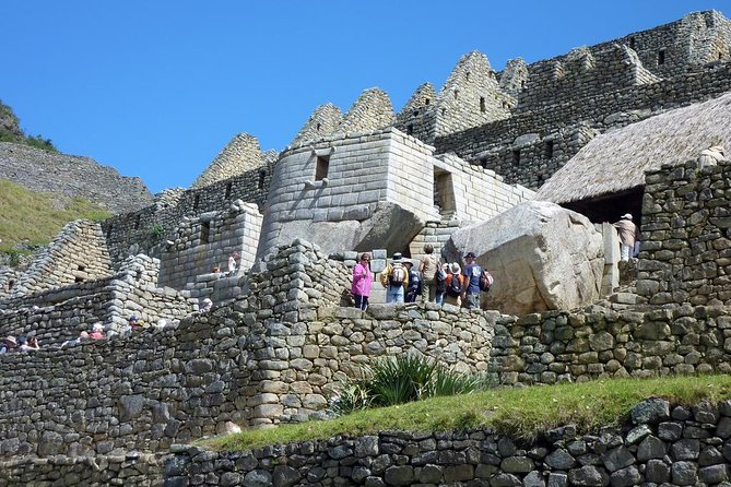 4 Day - Machu Picchu Special - Group Service - Day 3: Sunrise and the guided visit at Machu Picchu