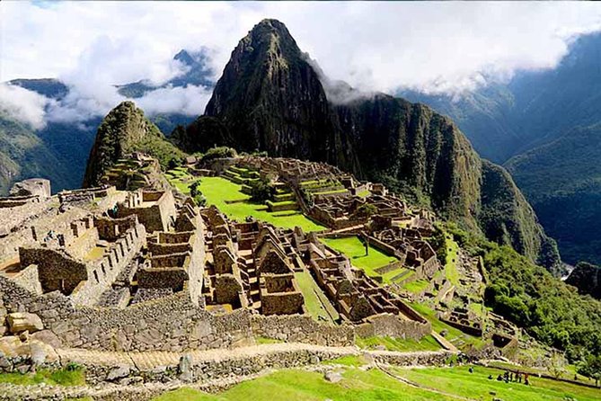 5-Day: Salkantay Trek to Machupicchu and Humantay Lake - Day 4: Zip lines, the railway, and Aguas Calientes