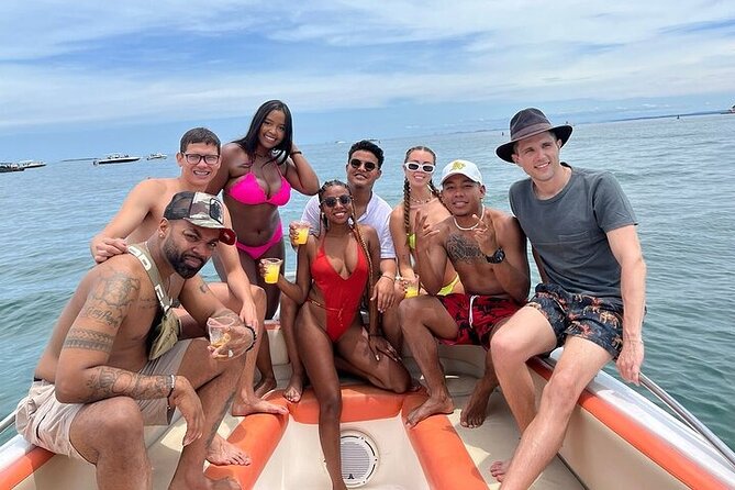 5 Island Tour with Lunch Snorkel in Cartagena Rosario Island - Isla Grande and local island life