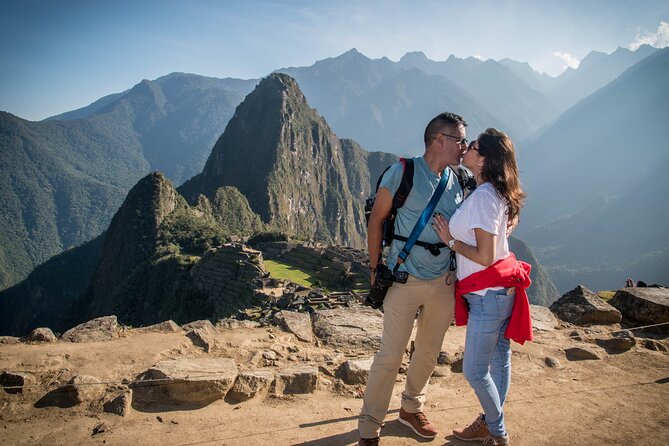 7-Day Tour from Cusco with Machu Picchu and Rainbow Mountain - Day 2: Pisac, Urubamba, Ollantaytambo, and the train south