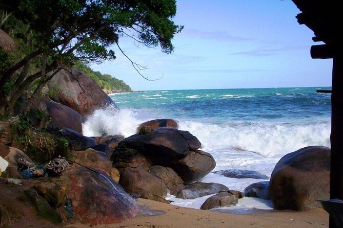 Adventure Experience to Saco Bravo Waterfall - BY PARATY TOURS - A small-group day with a bilingual guide
