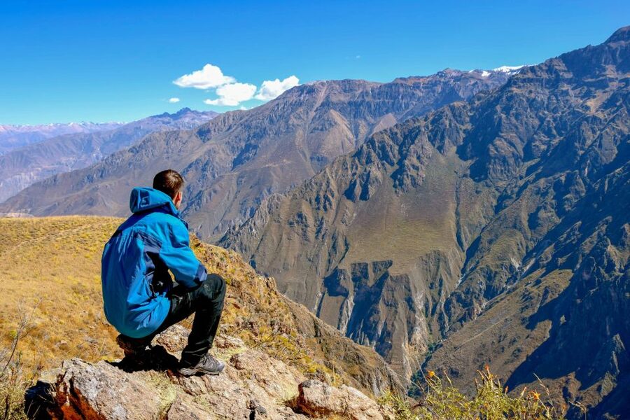 Andes: Colca Canyon Day-Trip - Fields, tombs, and the road to Cruz del Condor