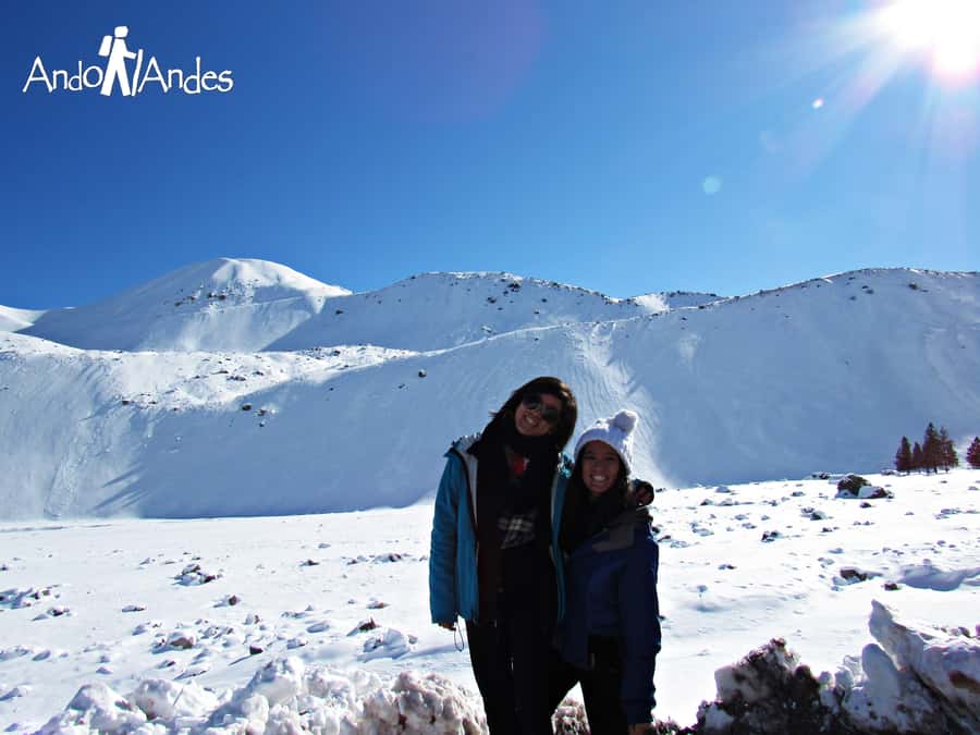 Andes Day Lagoon: Embalse El Yeso Tour from Santiago - Wine, cheese, and lunch in mountain country