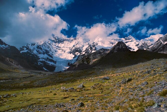 Ausangate and Rainbow Mountain Trek – 3 Days / 2 Nights - Key points at a glance