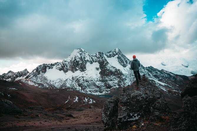 Ausangate and Rainbow Mountain Trek – 3 Days / 2 Nights - Day three: Reaching Vinicunca before the crowds