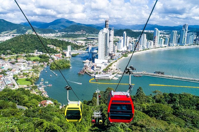 Balneário Camboriú tour and cable car ride from Florianópolis - Molhe at Barra Sul