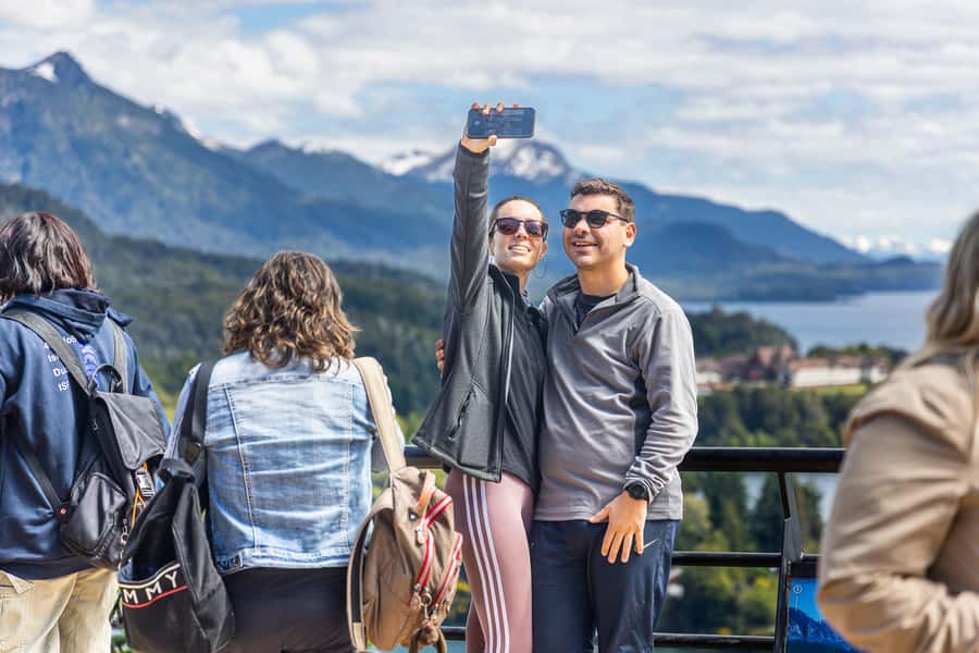 Bariloche: Circuito Chico, iconic postcards of Bariloche in a single tour - What the 210-minute schedule means for you