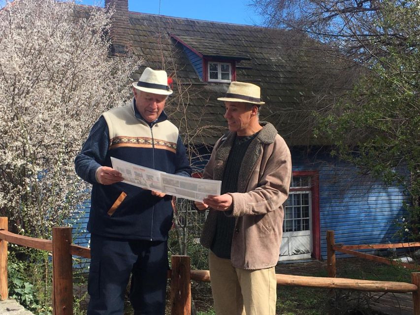 Bariloche: German Immigration and History Walking Tour - Belgrano Square and the German neighborhood