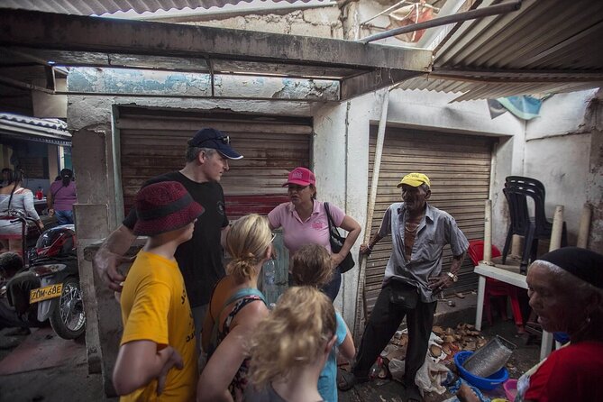 Bazurto Public Market - Public transportation is part of the lesson