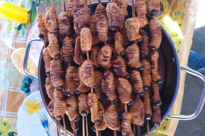 Belen Market and La Venecia Loretana Tour With A Local Guide - Belén Market is the real beginning of Iquitos