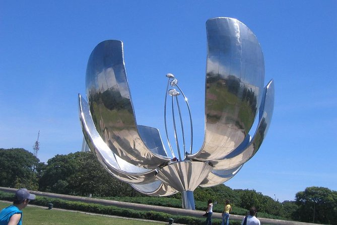 Best of Buenos Aires Private Walking Tour - Palaces, newspapers, and the making of Barrio Norte