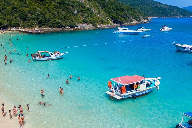 Boat Tour in Arraial do Cabo from Buzios with Lunch - The early pickup and ride from Búzios