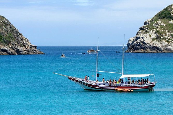 Boat Trip in Arraial do Cabo by Arraial Viagens - The shorter stops turn the route into a photo tour