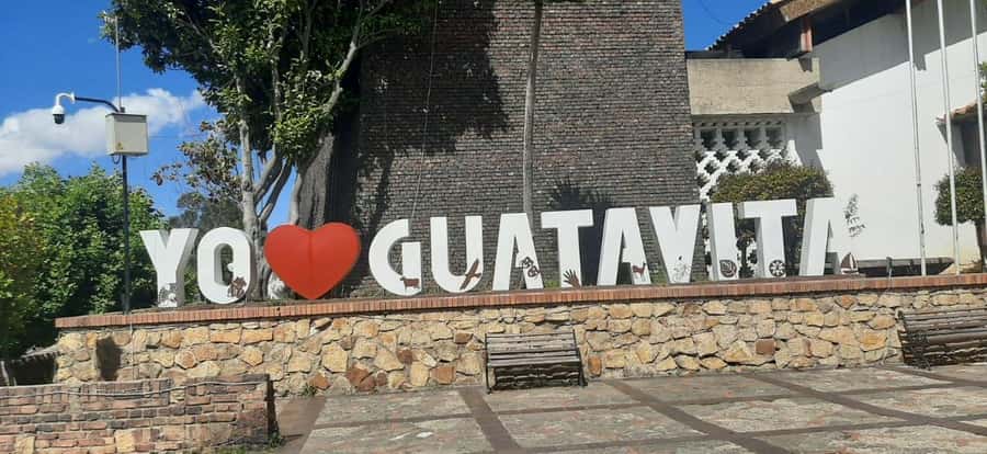 Bogota: Guatavita and Salt Cathedral Daily Group Tour - Should you book the Guatavita and Salt Cathedral tour?