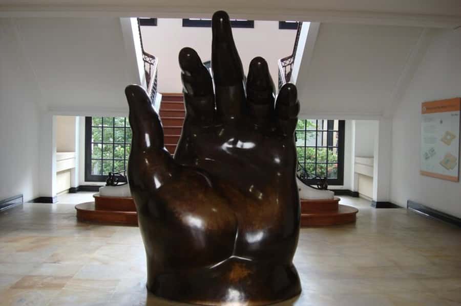 Bogotá: Private City Tour, Monserrate, Emerald and Botero - Chorro de Quevedo and the Old Streets