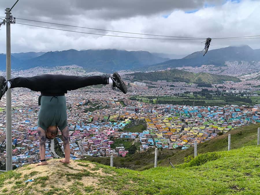 Bogotá´s Barrios: El Paraíso Favela Tour with Cable Car - Key points to know before booking