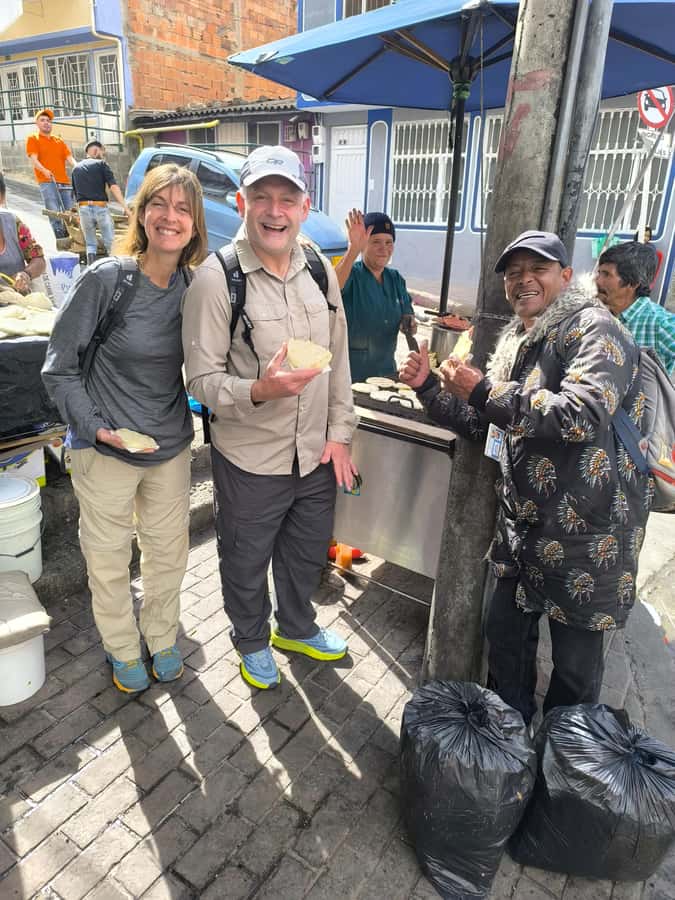 Bogotá´s Barrios: El Paraíso Favela Tour with Cable Car - Starting at the Gold Museum or your hotel