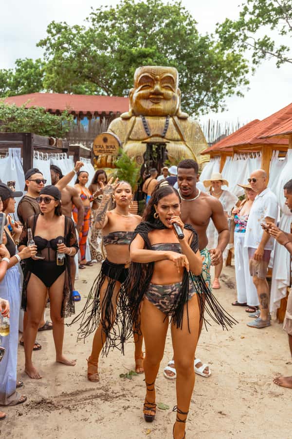 BORA BORA AREA CLUB - From Cartagena to the Rosario Islands
