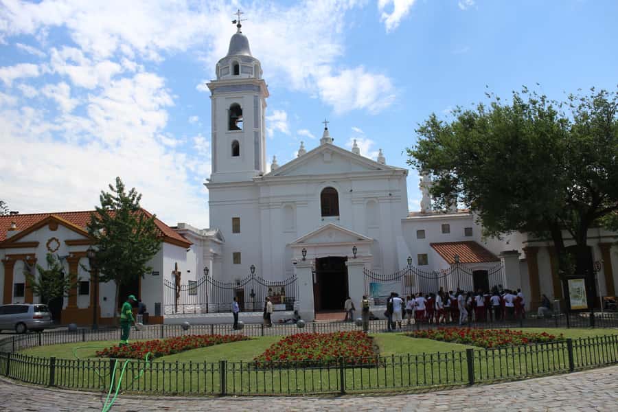 Buenos Aires: 3-Hour Private Customizable Tour - Recoleta and its cemetery