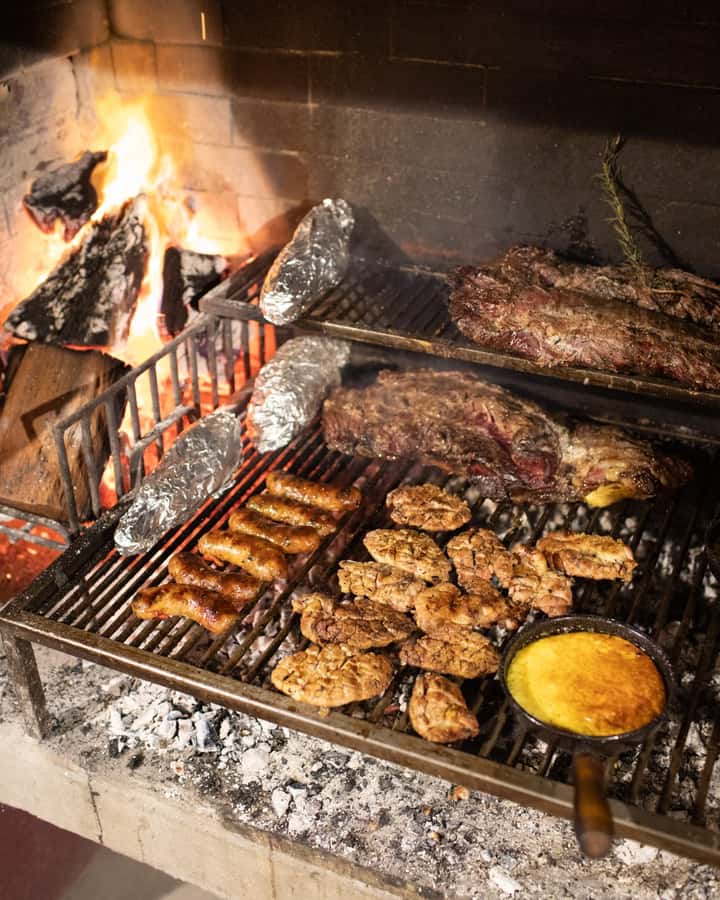 Buenos Aires: Authentic Argentine Asado BBQ with Live Music - Dessert with live tango and folk music