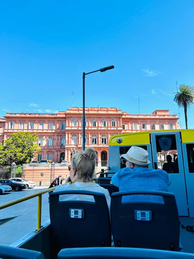 Buenos Aires Hop-On Hop-Off Bus and Exclusive Benefits - Start with one complete loop