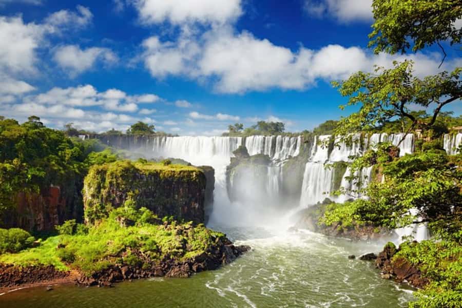 Buenos Aires: Iguazu Falls Private Tour with Flights - Why Iguazu Falls is worth the flight from Buenos Aires