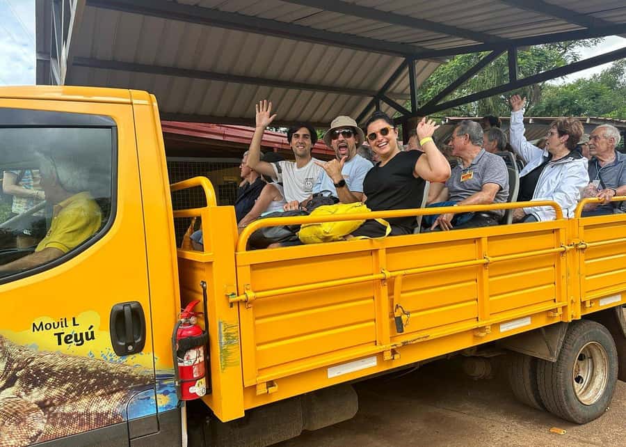 Buenos Aires: Iguazú Falls with Boat Ride & Optional Flight - Heat, walking, and the real pace of the day