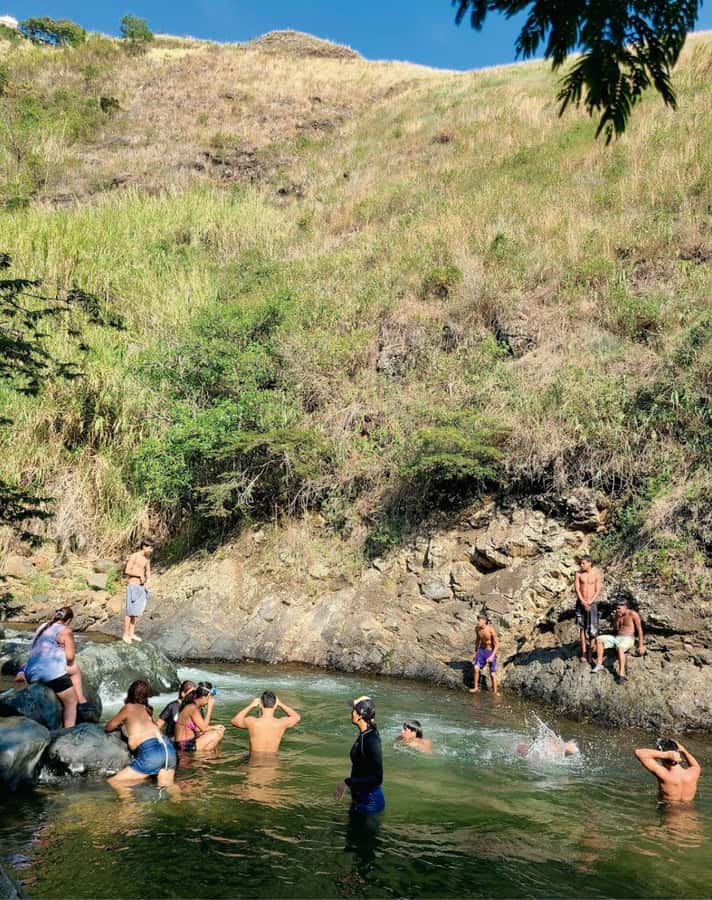 Cali: Cali River Waterfall and Great River Pools Tour - The walk from the botanical garden to the river pools