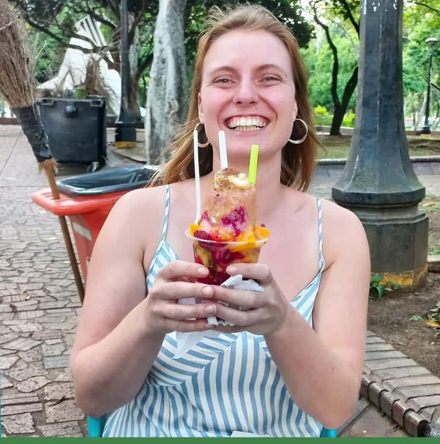 Cali: Street Food Tour - Fried snacks, tropical drinks, and the taste of Cali
