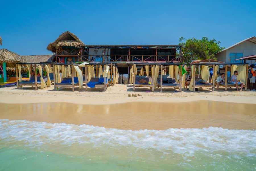CARTAGENA: 4 islands by sport boat +oceanarium tickets - The sport boat ride and Bocha Chica forts