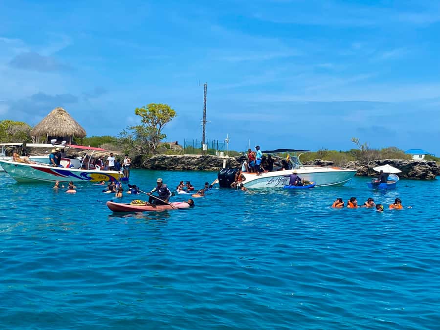 Cartagena: 5-Island Trip by Boat with Lunch and Snorkeling - Rosario Islands by fast boat