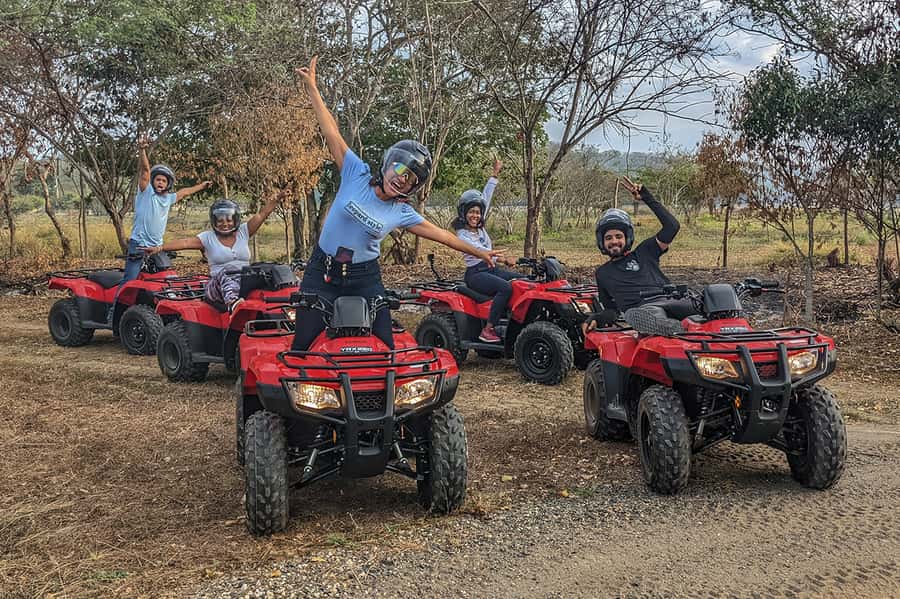 Cartagena ATV Tour - Climbing to the mountain lookout