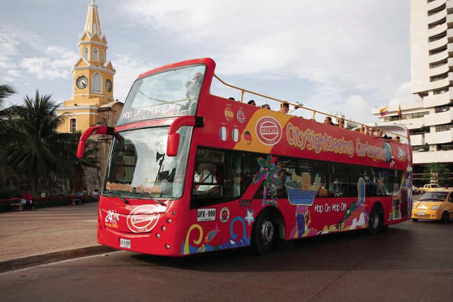 Cartagena: City Sightseeing Hop-On Hop-Off Bus Tour & Extras - Stops 6 and 7: Plaza Bocagrande and Avenida San Martín