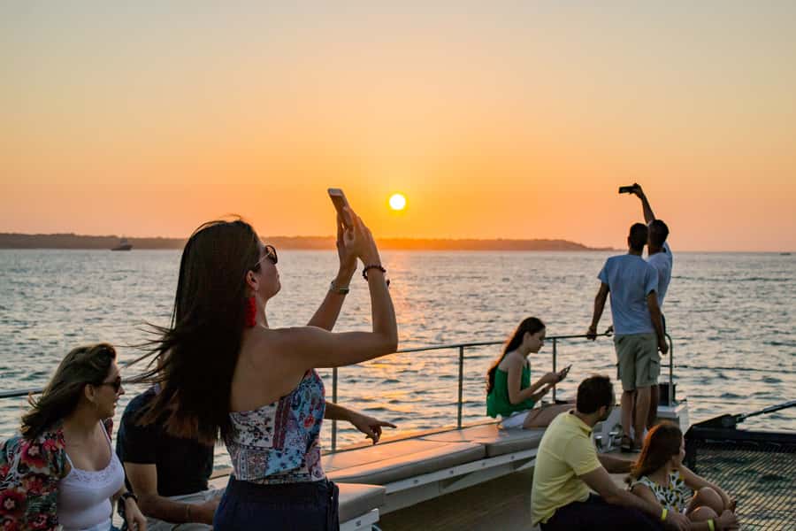 Cartagena de Indias: 2-Hour Sunset Cruise - The route: Manga and Bocagrande first