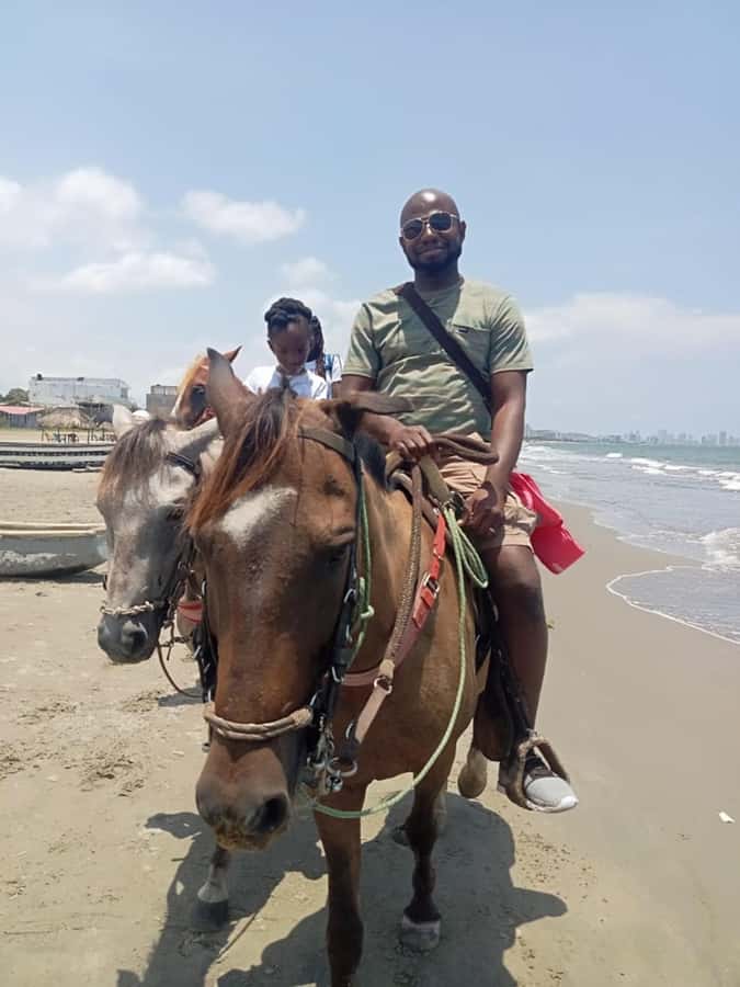 Cartagena: Horse Riding on the Beach with Photos and Lunch - Should you book the beach ride?