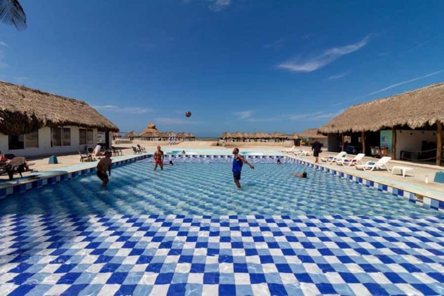 Cartagena: Mud Volcano Tour with Lunch, Pool, and Beach - Who will enjoy this Cartagena day trip