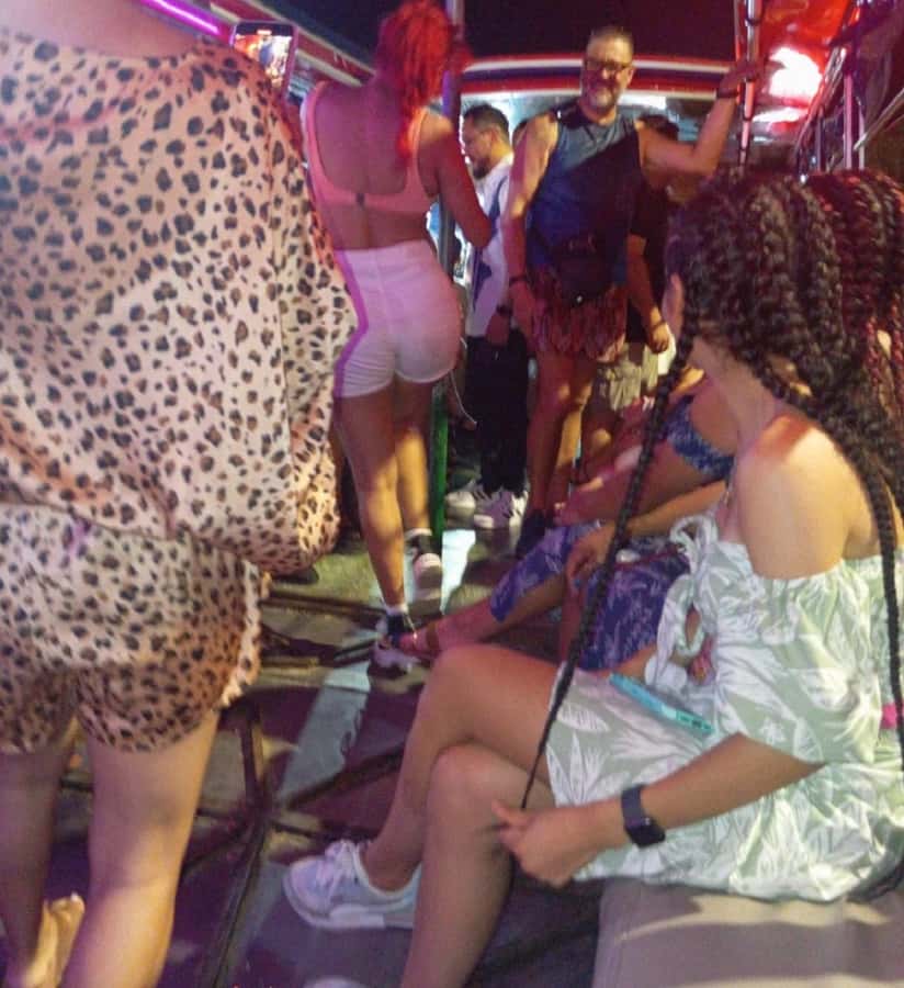Cartagena: Party on a typical bus crossing the city - Key points to know before booking
