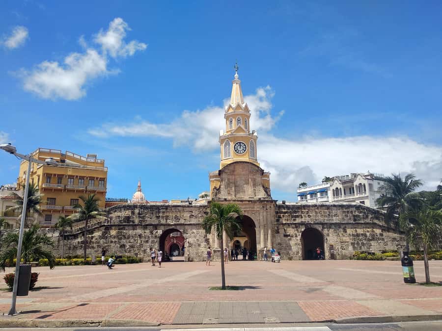 Cartagena: Private City Tour in an Air-Conditioned Vehicle - San Felipe Castle: Cartagena’s great military monument