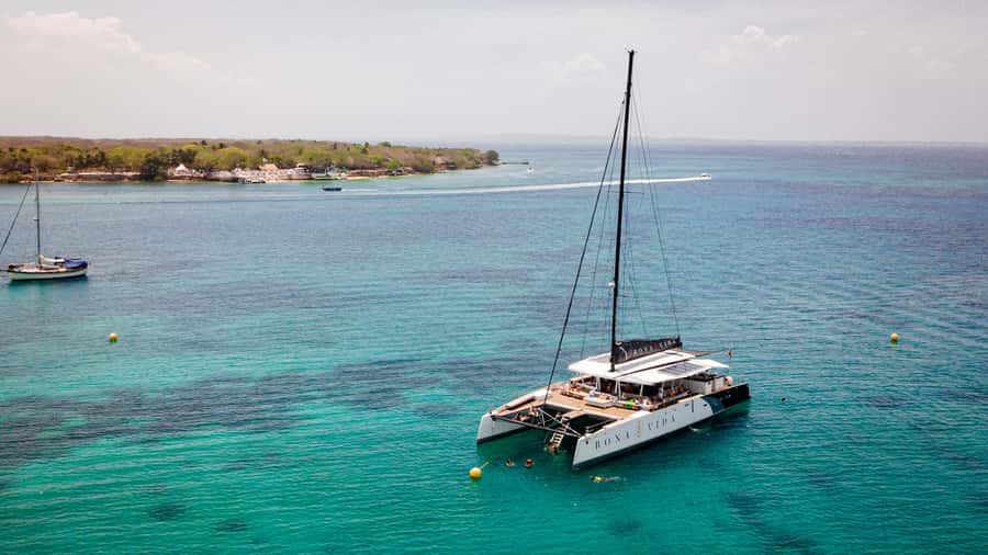Cartagena: Rosario Islands Catamaran with Lunch and Snorkel - Who should book this catamaran day?