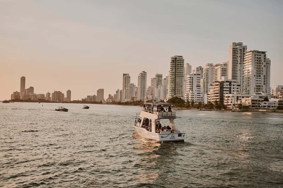 Cartagena: Sunset Cruise with Open Bar - Returning through the inner bay after dark
