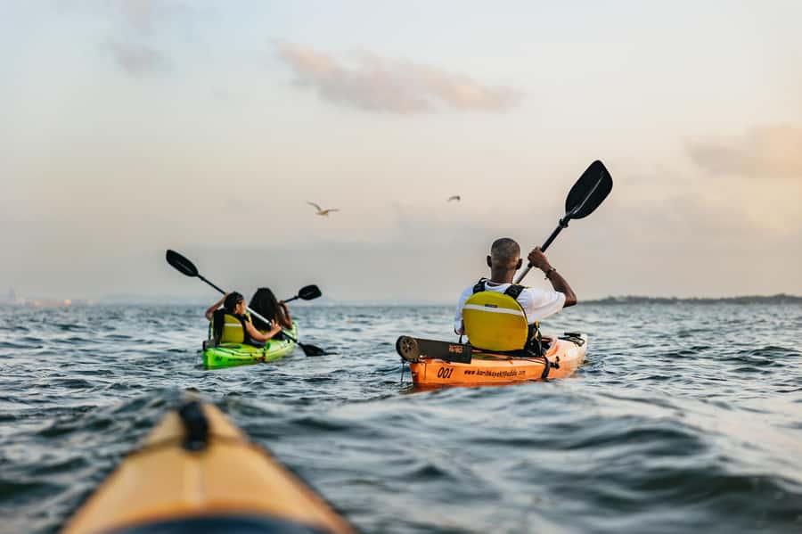 Cartagena: Sunset Sea Kayaking Tour - Setting out from Castillogrande Beach