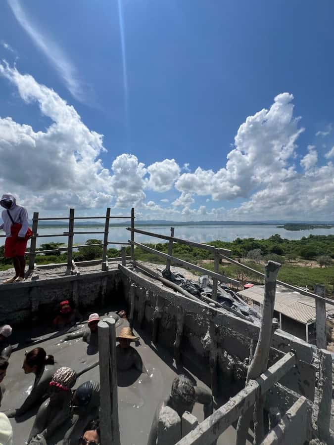 Cartagena: Totumo Mud Volcano with Bilingual Guide - What happens on the volcano steps